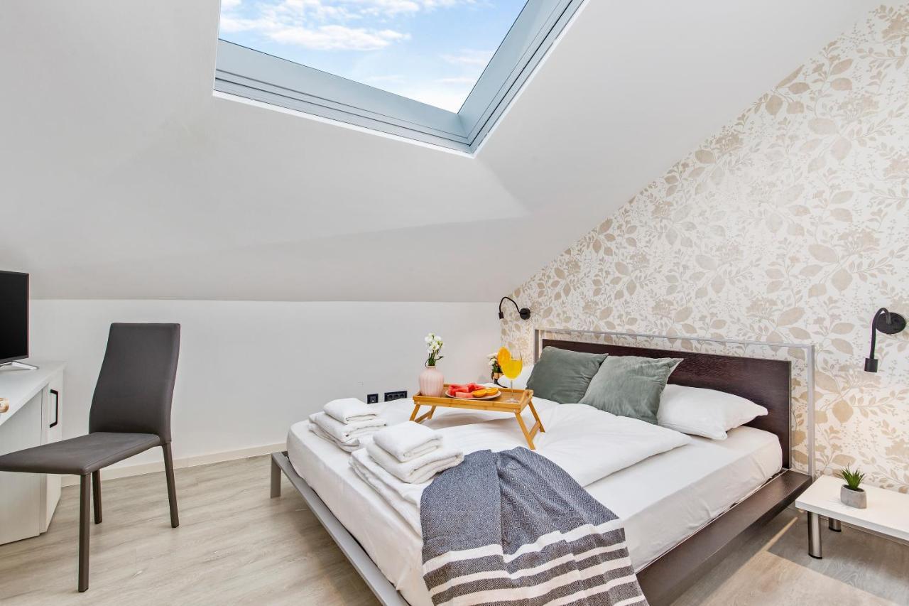 Apartments Rijeka In מראה חיצוני תמונה
